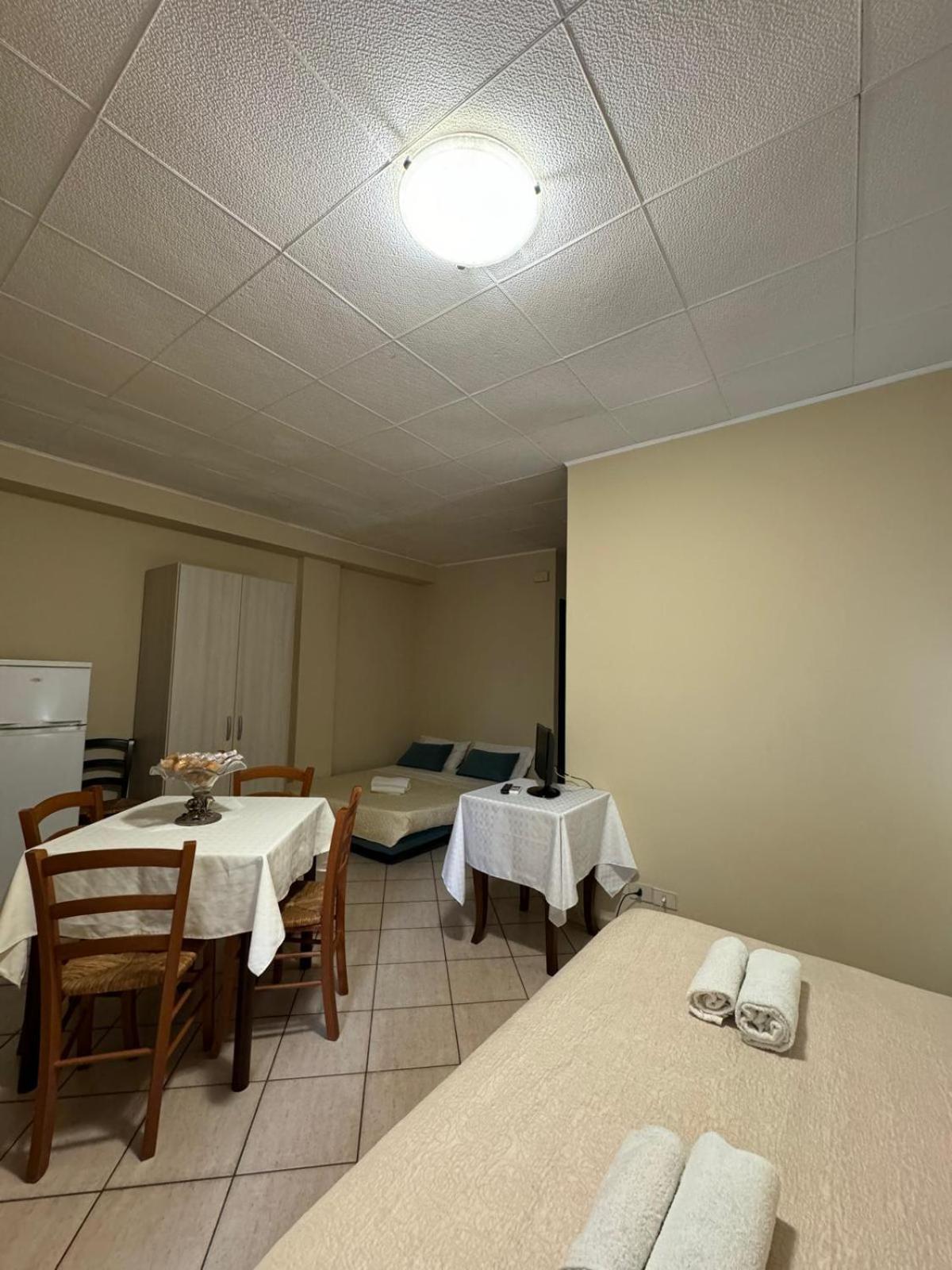 Case Vacanze Di Isabella Stoia Giardini-Naxos Zewnętrze zdjęcie