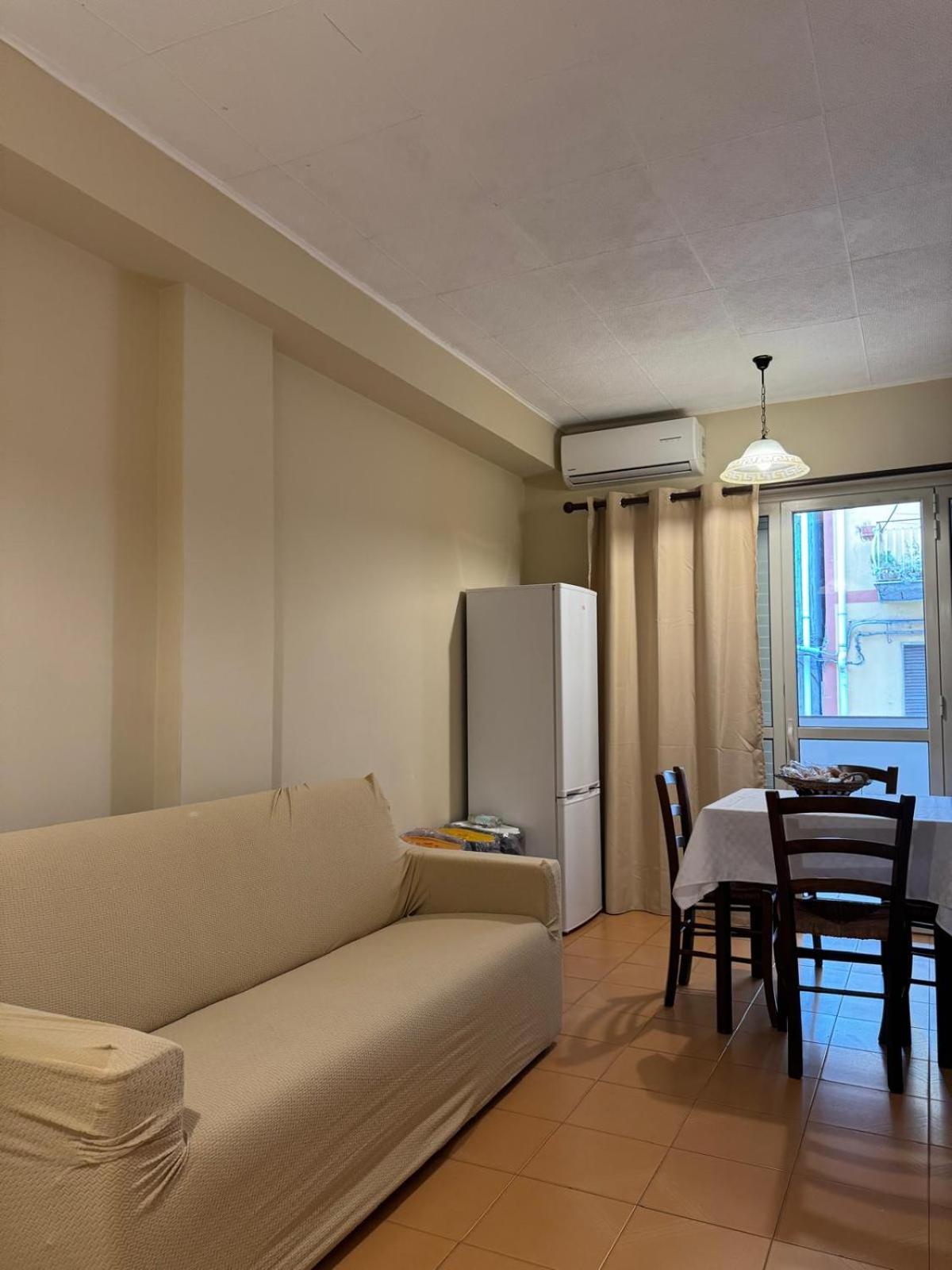 Case Vacanze Di Isabella Stoia Giardini-Naxos Zewnętrze zdjęcie